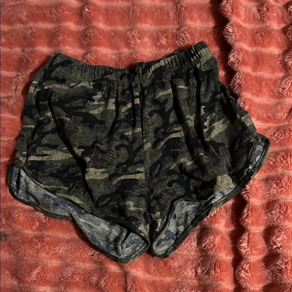 SHEIN Camouflage Kids Shorts - Black and Green